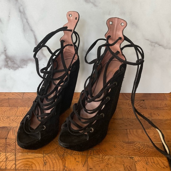 Vintage Black Suede Alaia Corset Laced Platforms - Picture 3 of 11